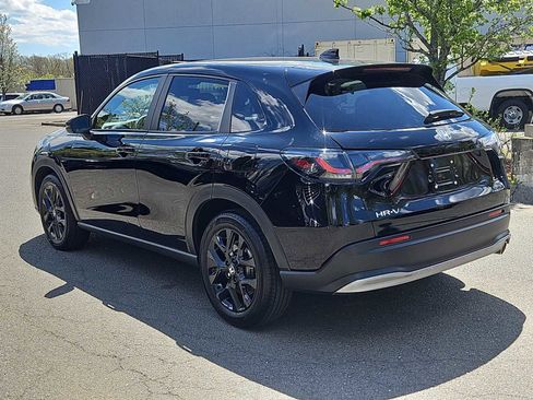 Certified 2025 Honda HR-V Sport image 4