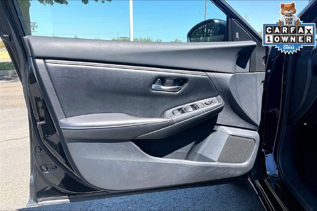 Used 2023 Nissan Sentra SV FWD image 22