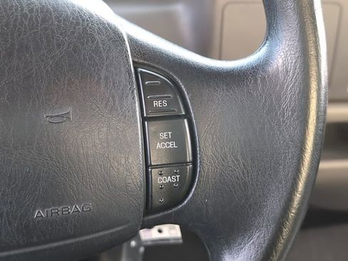 Used 2001 Ford F350 2WD Crew Cab DRW Super Duty image 24