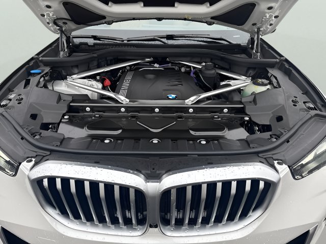 Used 2026 BMW X5 xDrive40i AWD/4WD image 30