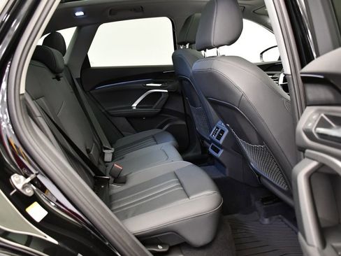 Used 2025 Audi Q5 Premium w/ Convenience Package image 52