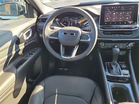 New 2026 Jeep Compass Limited image 14