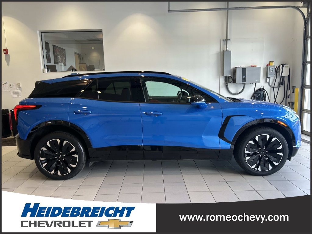 Used 2024 Chevrolet Blazer EV RS AWD/4WD image 2