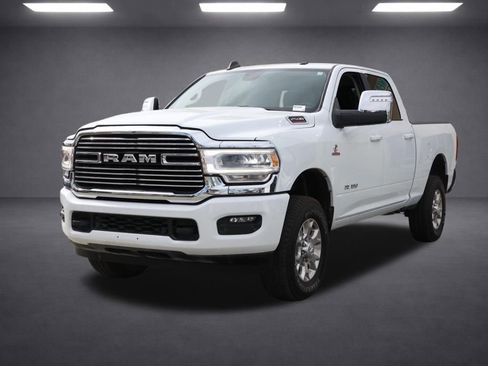 Used 2024 RAM 2500 Laramie image 8