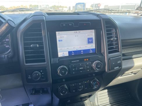 Used 2022 Ford F250 XL w/ STX Appearance Package AWD/4WD image 18