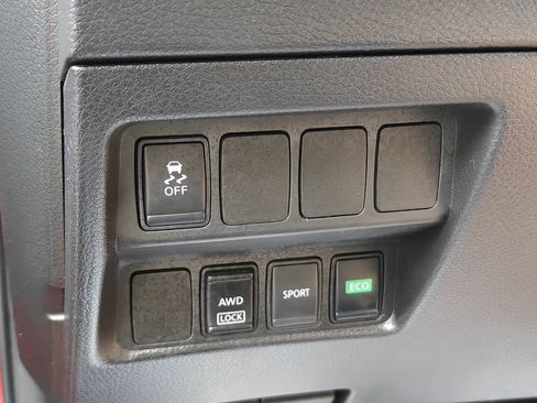 Used 2017 Nissan Rogue S AWD/4WD image 20