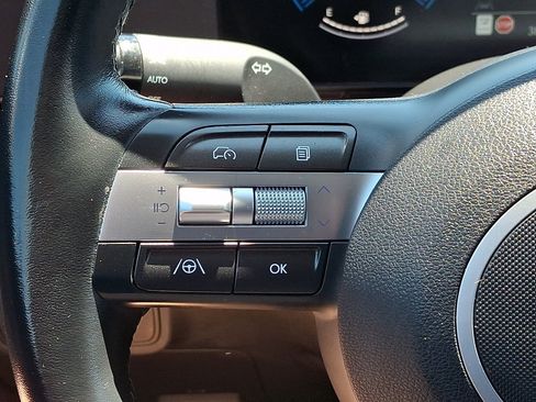 Used 2025 Hyundai Kona SEL FWD image 20