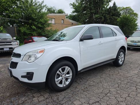 Used 2015 Chevrolet Equinox LS AWD/4WD image 2