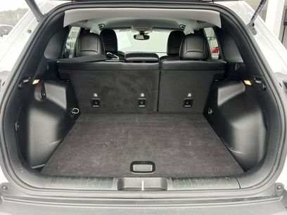 Used 2023 Jeep Cherokee Altitude Lux