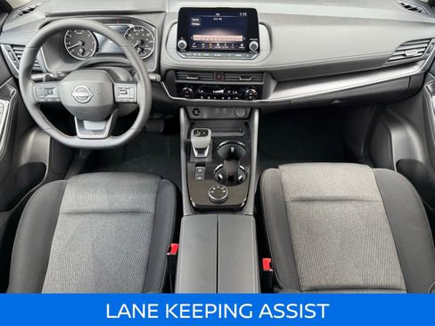 Certified 2026 Nissan Rogue SV image 17