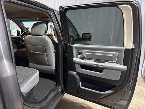 Used 2015 RAM 1500 Big Horn AWD/4WD image 31