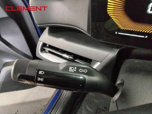 Used 2025 Kia K4 LXS image 13