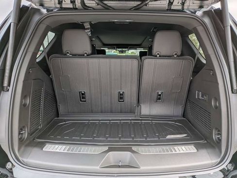 New 2026 GMC Yukon Denali w/ Denali Reserve Package image 12