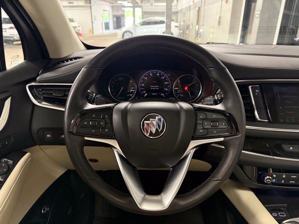 Used 2023 Buick Enclave Avenir FWD image 11