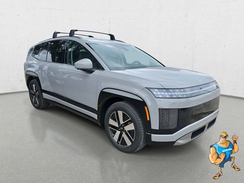 New 2026 Hyundai Ioniq 9 SEL image 3