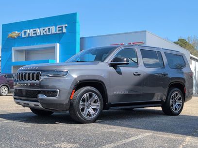 Used 2024 Jeep Wagoneer Series II w/ Flexible Seating Group