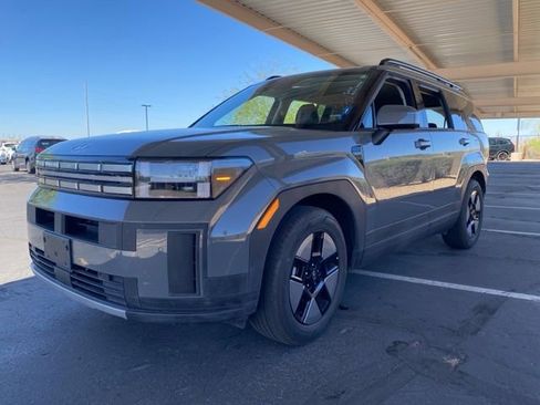 Used 2025 Hyundai Santa Fe SEL image 1