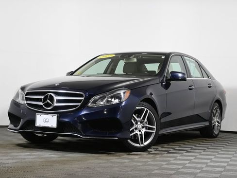 Used 2014 Mercedes-Benz E 350 4MATIC Sedan image 1