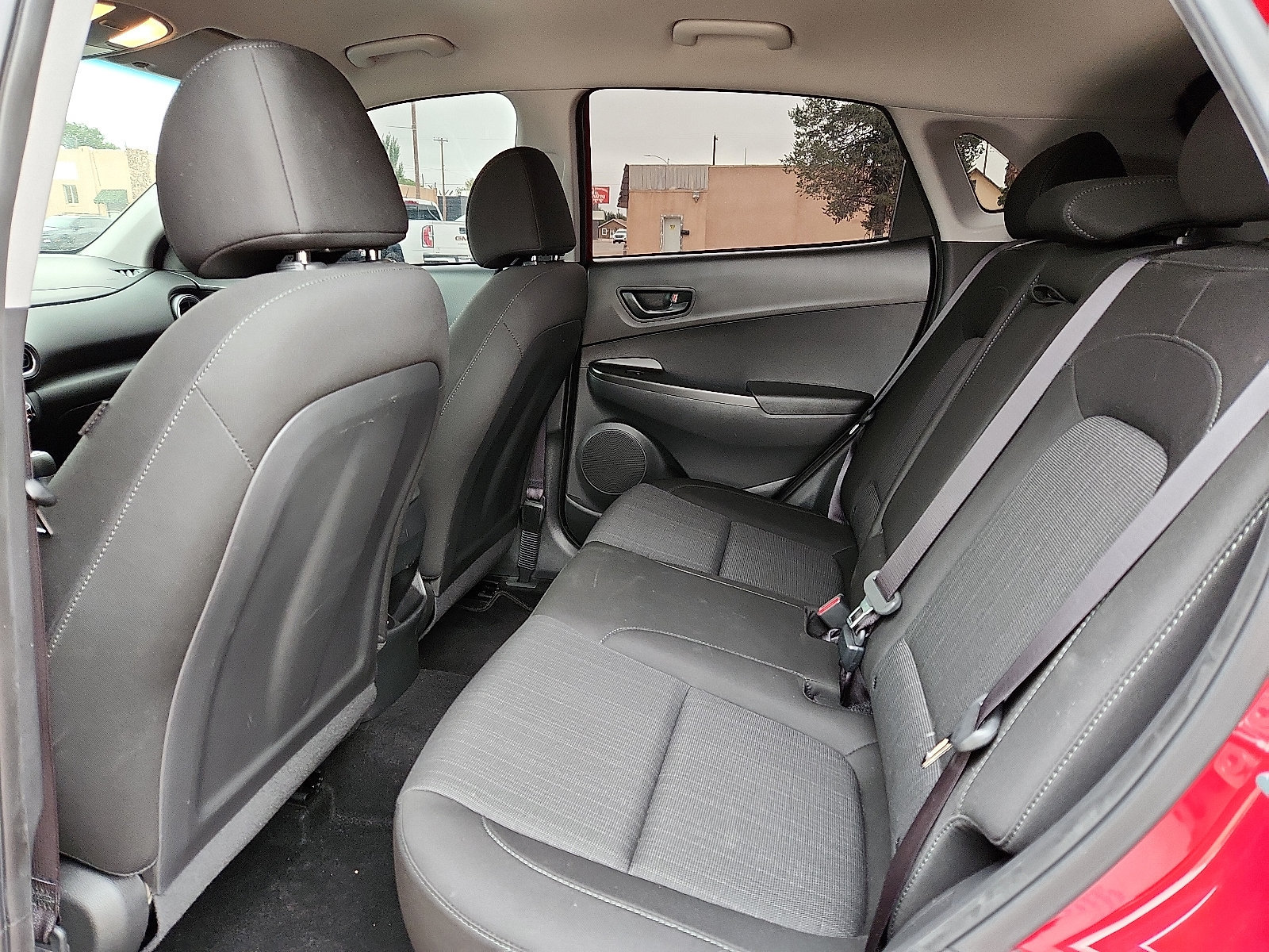 Used 2023 Hyundai Kona SEL w/ Cargo Package FWD image 8