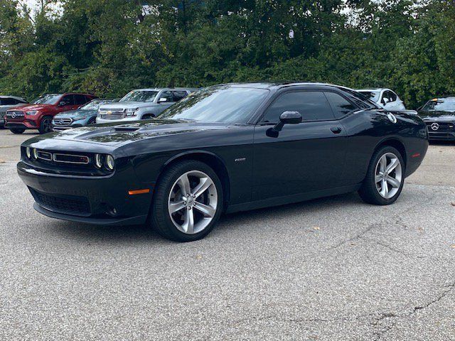 Used 2018 Dodge Challenger R/T w/ Cold Weather Group RWD image 6