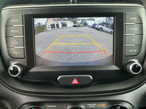 Used 2020 Kia Soul LX FWD image 20
