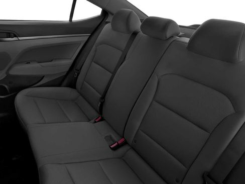 Used 2017 Hyundai Elantra SE FWD image 9