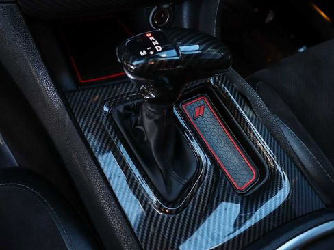 Used 2017 Dodge Charger R/T Scat Pack w/ Technology Group RWD image 21