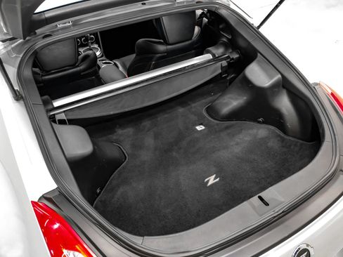 Used 2013 Nissan 370Z Touring w/ Sport Pkg RWD image 37