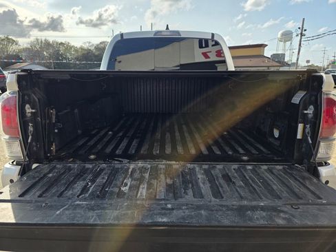 Used 2021 Toyota Tacoma TRD Sport w/ Advanced Technology Package image 6