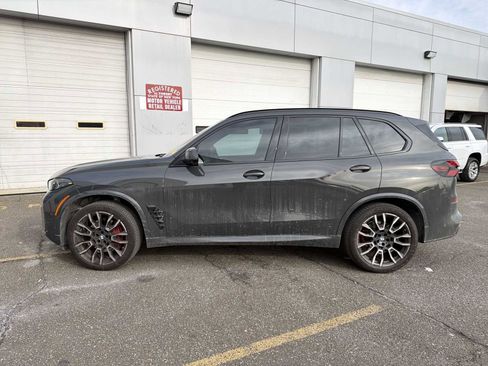 Certified 2024 BMW X5 xDrive40i w/ M Sport Package image 4