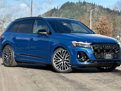 New 2026 Audi SQ7 Premium Plus