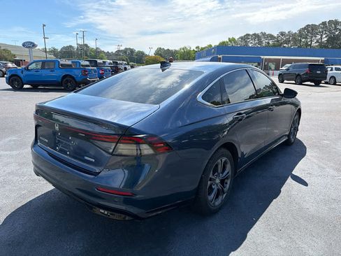 Used 2023 Honda Accord EX-L image 6