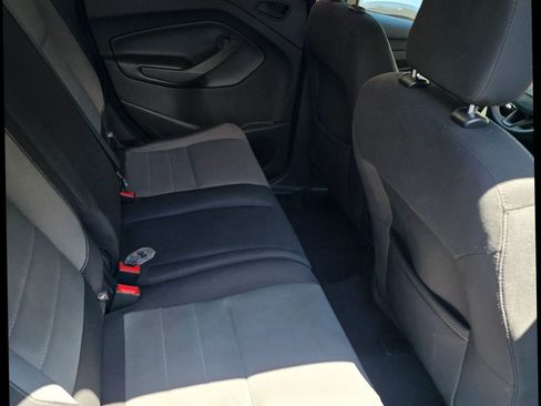 Used 2018 Ford Escape S FWD image 18