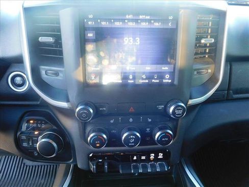 Used 2020 RAM 1500 Big Horn AWD/4WD image 14