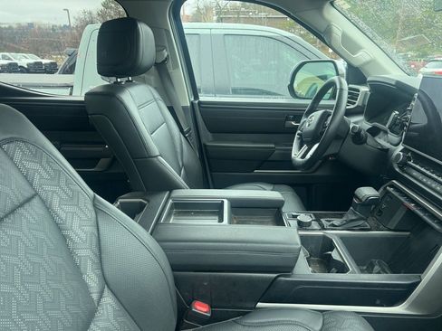 Used 2022 Toyota Tundra SR5 image 6