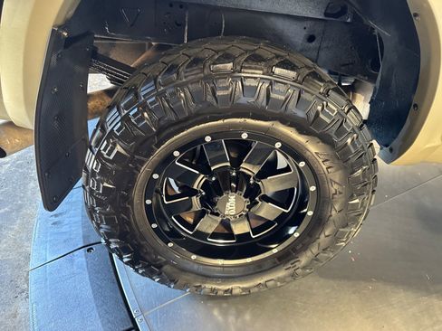 Used 2015 RAM 3500 Laramie Longhorn AWD/4WD image 8