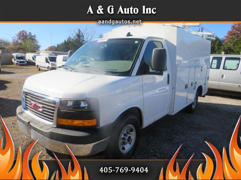 Used 2022 GMC Savana 3500 G3500 139 in. w/ Power Convenience Package image 1