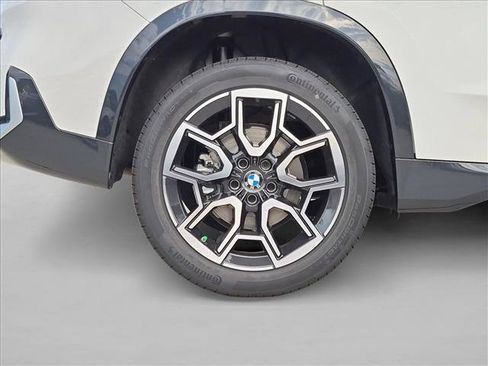 New 2027 BMW X1 xDrive28i w/ Technology Package AWD/4WD image 10