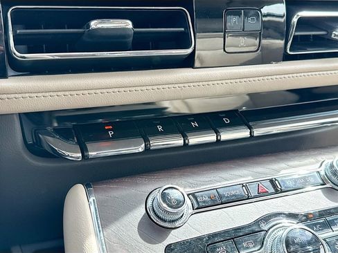 Used 2023 Lincoln Aviator Reserve w/ Elements Package Plus image 17