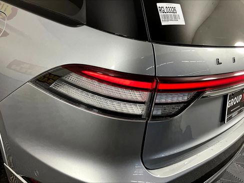 Used 2024 Lincoln Aviator Black Label w/ Jet Package image 26