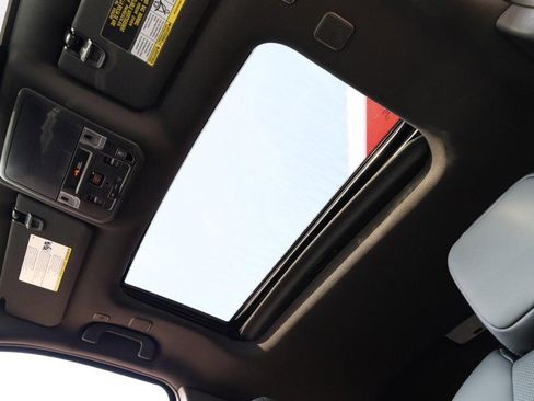 New 2025 Toyota Tacoma TRD Off-Road image 9