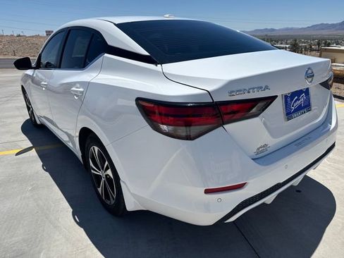 Used 2022 Nissan Sentra SV FWD image 3