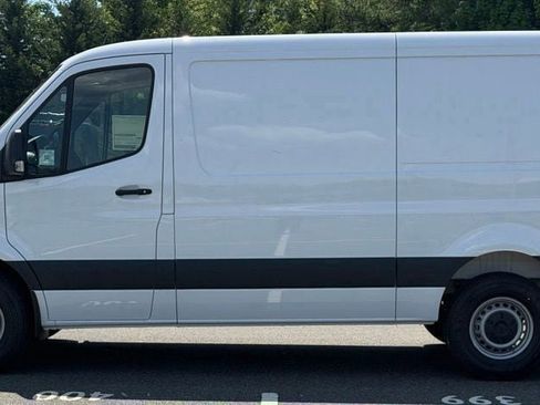 New 2026 Mercedes-Benz Sprinter 2500 image 7