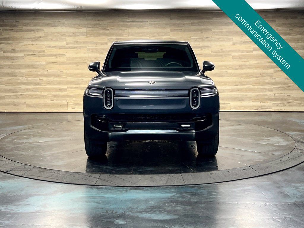 Used 2025 Rivian R1S Adventure Dual AWD/4WD image 11