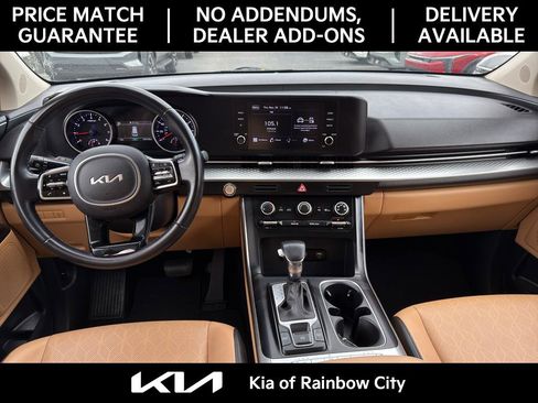 Used 2022 Kia Carnival LX image 16