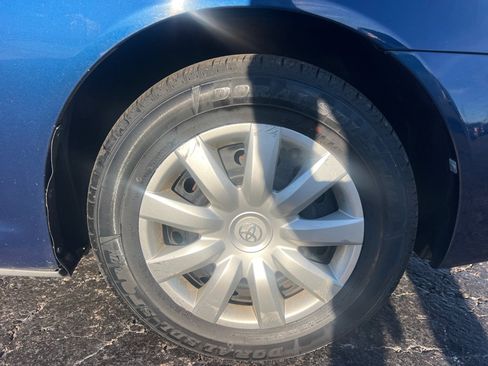 Used 2006 Toyota Camry LE FWD image 35