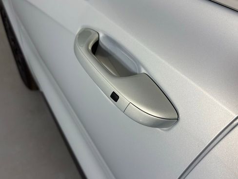 New 2026 Kia Sorento S image 12