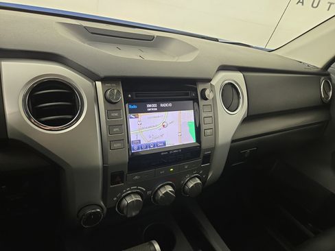 Used 2016 Toyota Tundra SR5 image 22