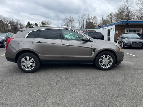 Used 2012 Cadillac SRX Luxury AWD/4WD image 2