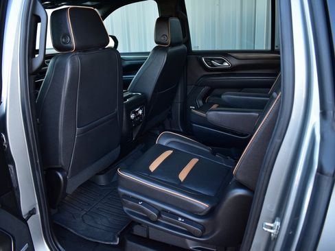 Used 2023 GMC Yukon XL AT4 w/ AT4 Premium Plus Package image 22